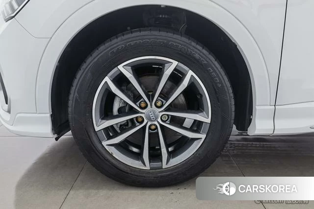 Audi Q3 id 4258069 из Китая 19