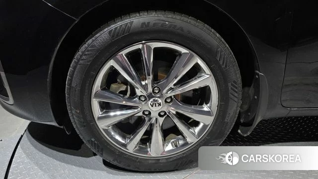 Kia The New Carnival id 4536332 из Кореи 25