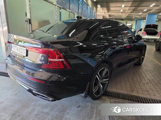 Volvo S60 3rd generation 2022 Черный из Кореи, фото 6