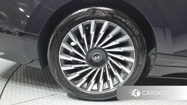 Hyundai Grandeur (GN7) id 3922405 из Кореи 15