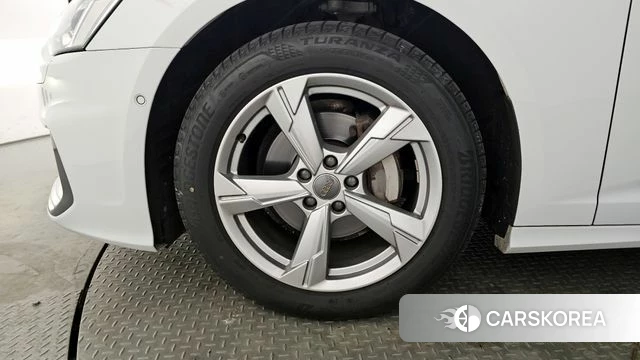 Audi A6 (C8) id 3795223 из Кореи 15