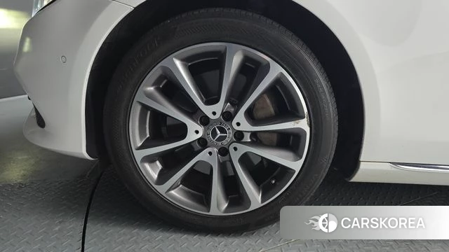 Mercedes-Benz E-Class W213 id 4310607 из Кореи 27
