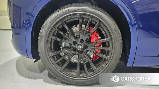 Maserati Grecale id 2988663 из Кореи 13