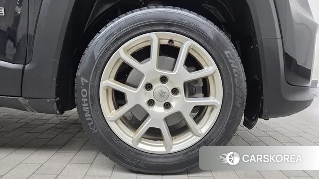 Jeep Renegade id 3406421 из Кореи 15