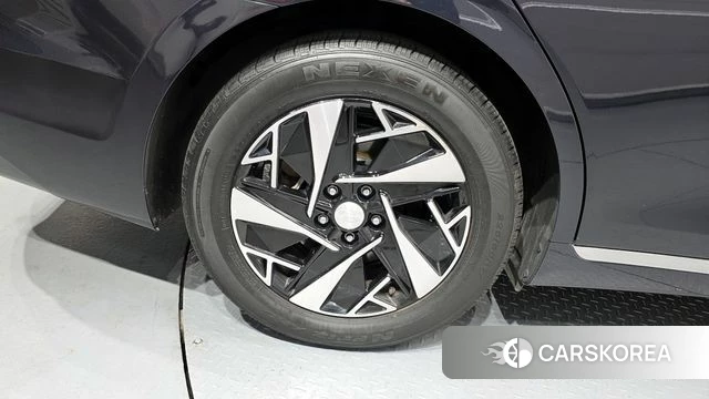 Hyundai The New Grandeur IG Hybrid id 4224246 из Кореи 28