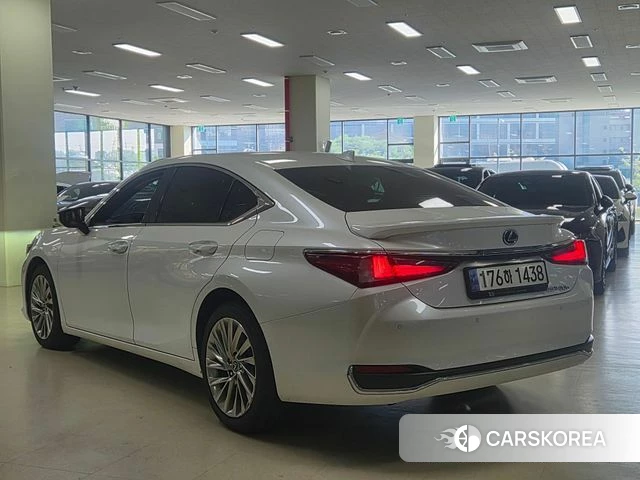 Lexus ES300h 7th generation id 4675863 из Кореи 10