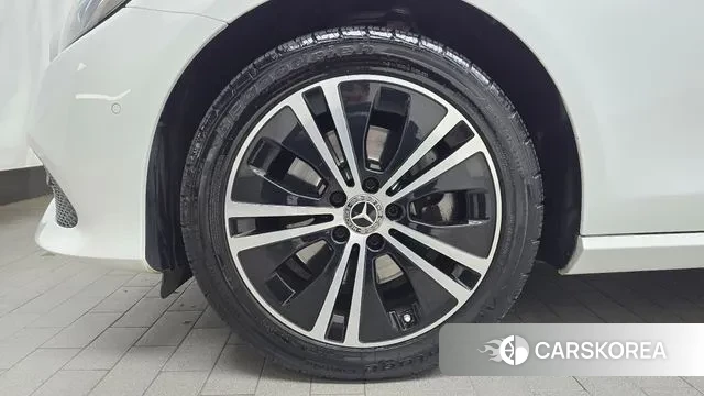 Mercedes-Benz E-Class W213 id 3329901 из Кореи 15