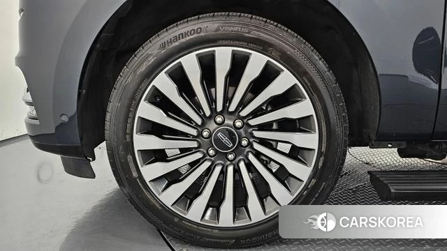 Lincoln Navigator 4th generation id 4283345 из Кореи 15