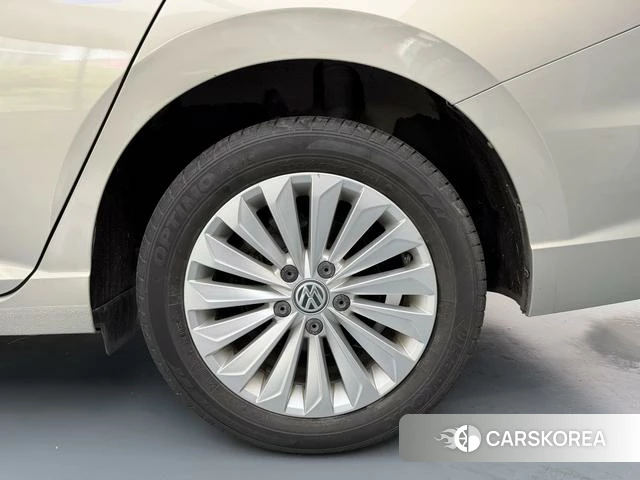 Volkswagen Lavida id 4211347 из Китая 15