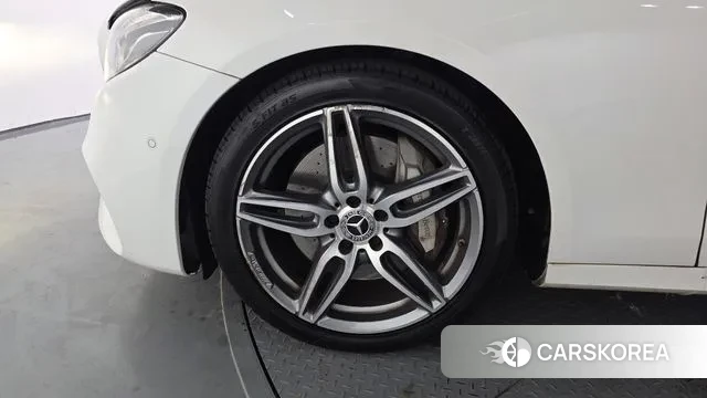 Mercedes-Benz E-Class W213 id 3636415 из Кореи 15