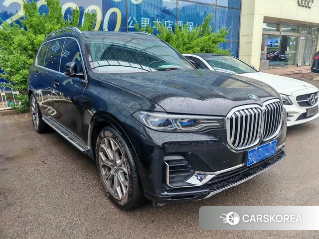 BMW X7 2021 Черный из Китая, фото 6