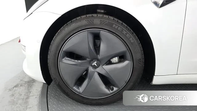 Tesla Model 3 id 3765694 из Кореи 15