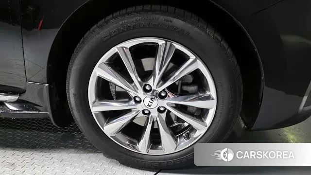 Kia The New Carnival id 3788977 из Кореи 15