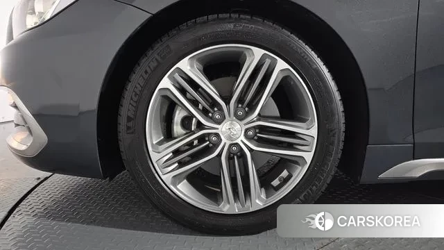 Hyundai Grandeur IG id 3210001 из Кореи 15