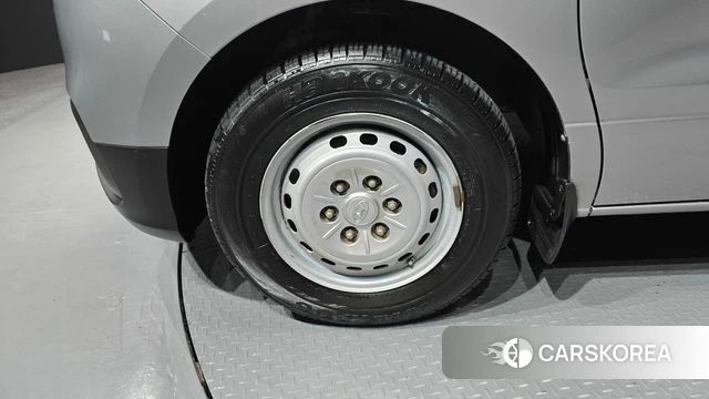 Hyundai The New Grand Starex id 4508369 из Кореи 25