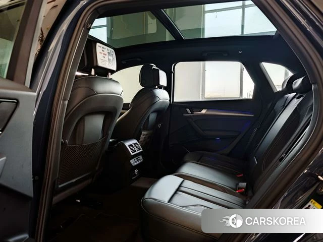 Audi Q5L id 4307687 из Китая 22