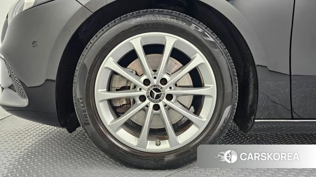 Mercedes-Benz A-Class W177 id 4495963 из Кореи 25