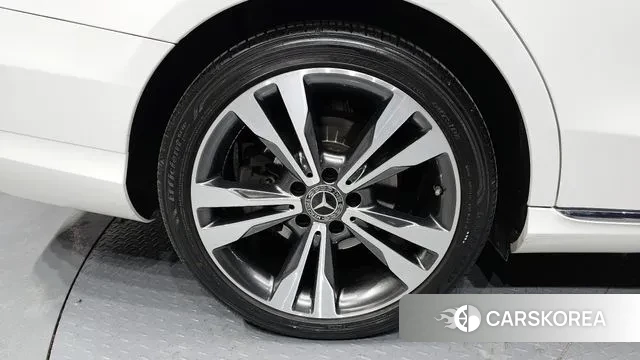 Mercedes-Benz C-Class W205 id 3636761 из Кореи 15