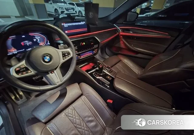 BMW 5 Series (G30) 2020 Белый из Кореи, фото 5