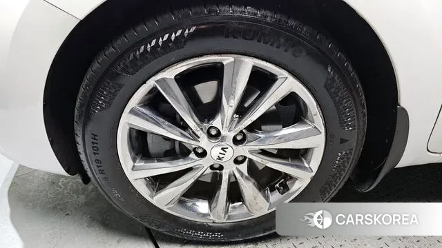 Kia The New Carnival id 3656437 из Кореи 15