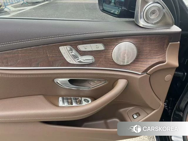 Mercedes-Benz E-class id 4277713 из Китая 17