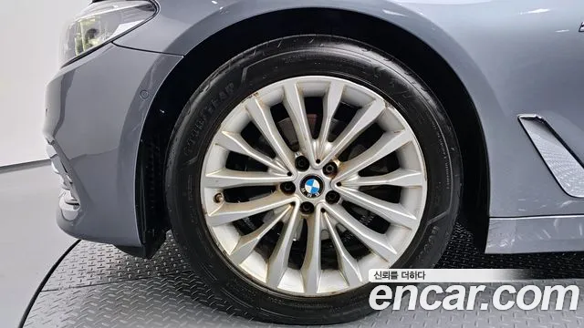 BMW 5 Series (G30) id 2242125 из Кореи 15