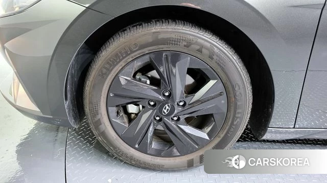 Hyundai Avante Hybrid (CN7) id 3860604 из Кореи 15