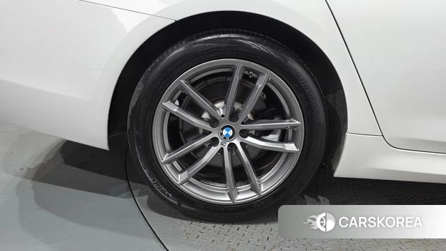 BMW 5 Series (G30) id 4873506 из Кореи 28