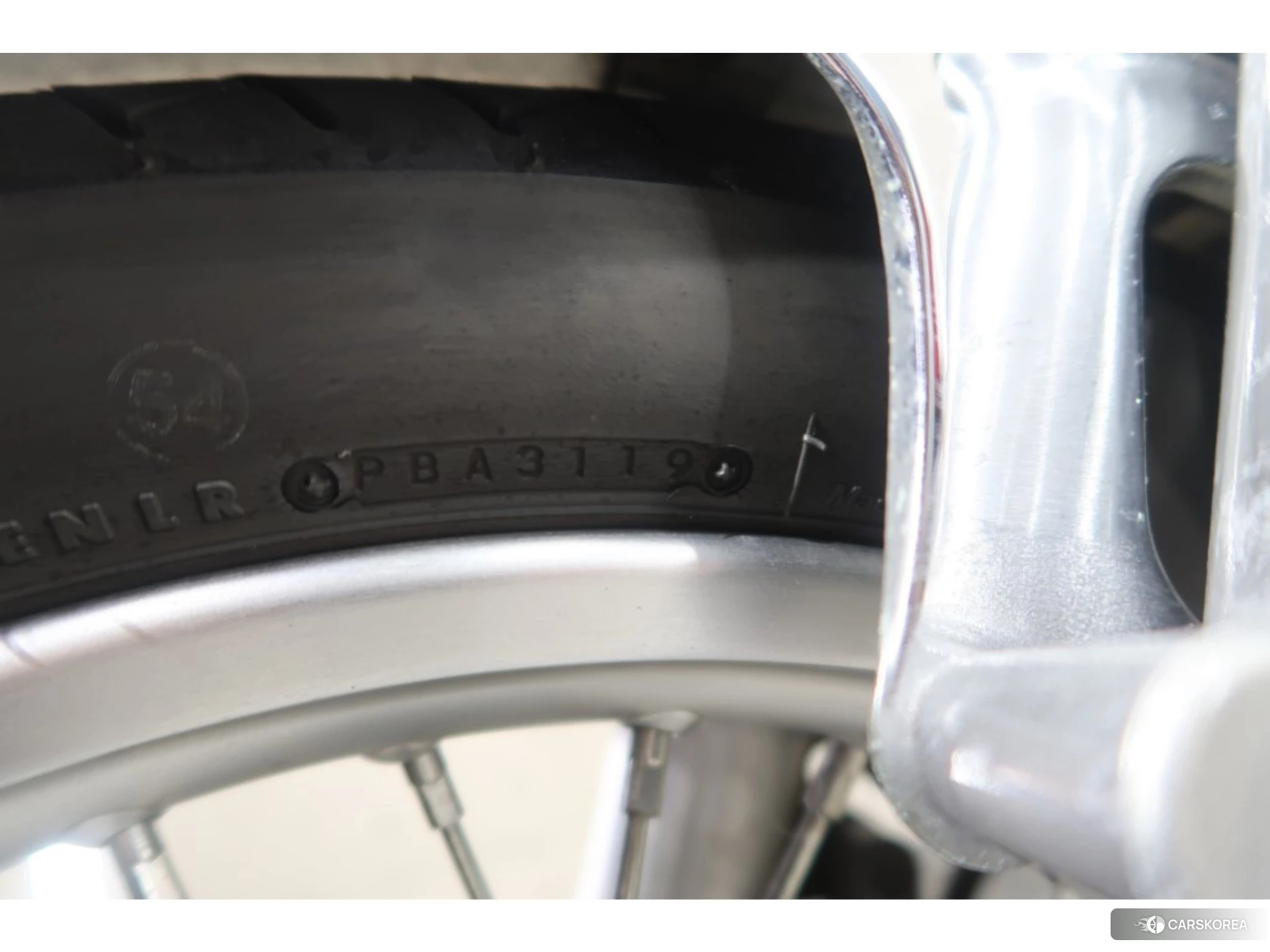 Yamaha SR 400 id 4183473 из Японии 26