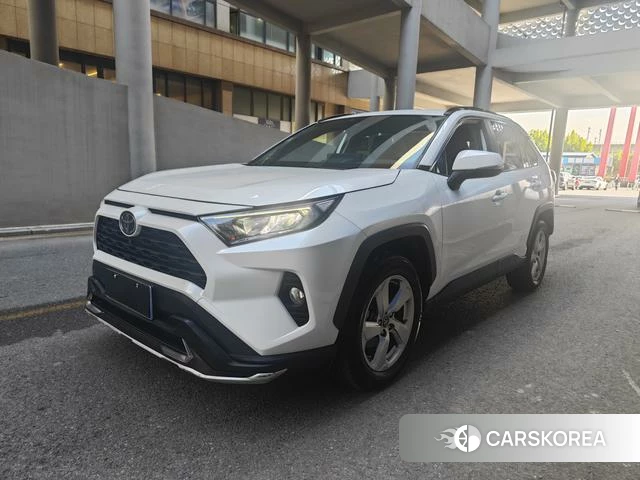 Toyota RAV4 Rongfang 2021 Белый из Китая, фото 5