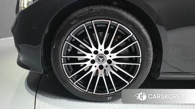 Mercedes-Benz C-Class W206 id 4354401 из Кореи 27