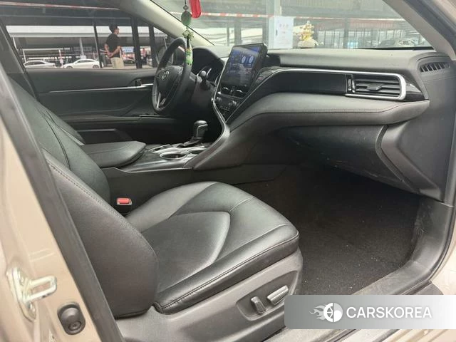 Toyota Camry 2022 Шампань из Китая, фото 5