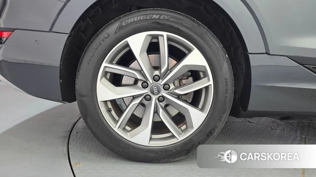 Audi e-Tron id 4708028 из Кореи 31