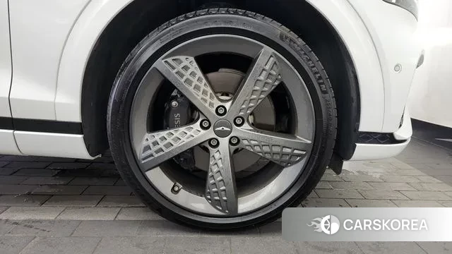 Genesis GV70 id 3043118 из Кореи 15