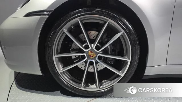 Porsche 911(992) id 4315173 из Кореи 15