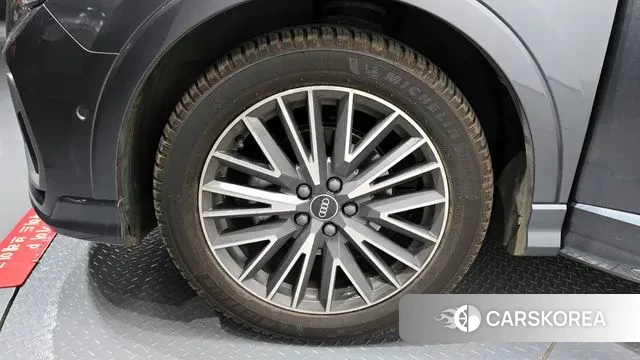 Audi Q3 (F3) id 3711986 из Кореи 15