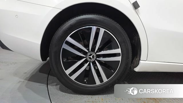 Mercedes-Benz A-Class W177 id 4759308 из Кореи 15