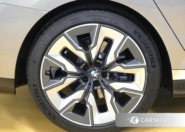 BMW 7 Series (G70) id 4194210 из Кореи 15