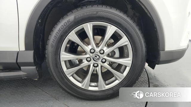 Toyota RAV4 id 3808268 из Кореи 15