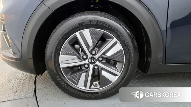 Kia The New Niro id 3661455 из Кореи 15