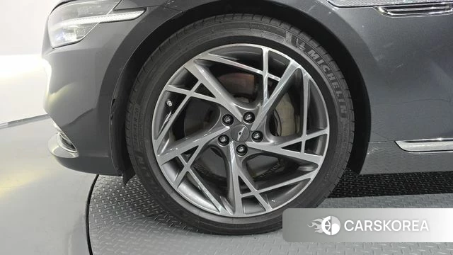 Genesis G90 id 4764868 из Кореи 15