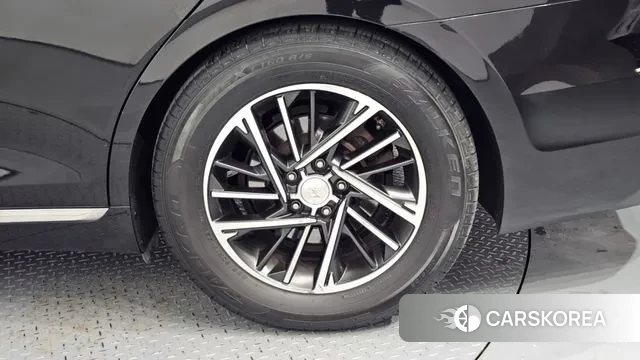 Hyundai The New Grandeur IG id 3478807 из Кореи 15