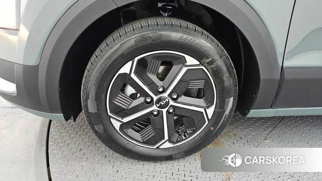 Kia Di Ol Nu Niro id 4267187 из Кореи 27