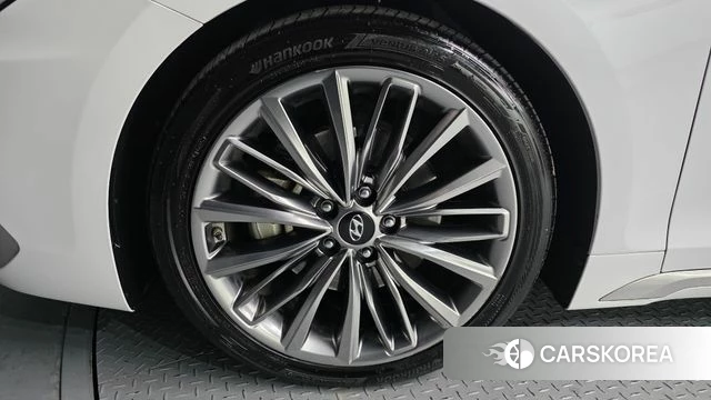 Hyundai Grandeur IG id 3821012 из Кореи 15