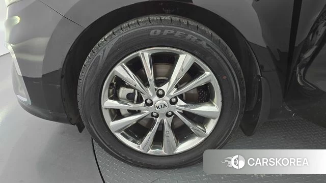 Kia The New Carnival id 4688955 из Кореи 15