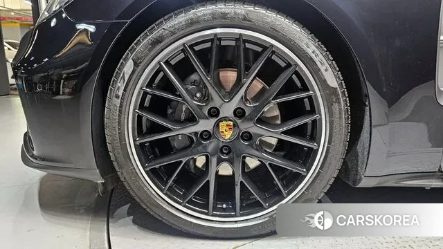 Porsche Panamera (971) id 2974595 из Кореи 15