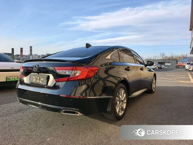 Honda Accord id 4207999 из Китая 7