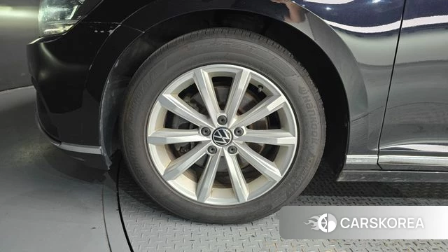 Volkswagen Passat GT (B8) id 4609538 из Кореи 15
