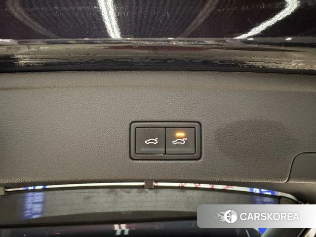 Volkswagen Touareg id 4258001 из Китая 15