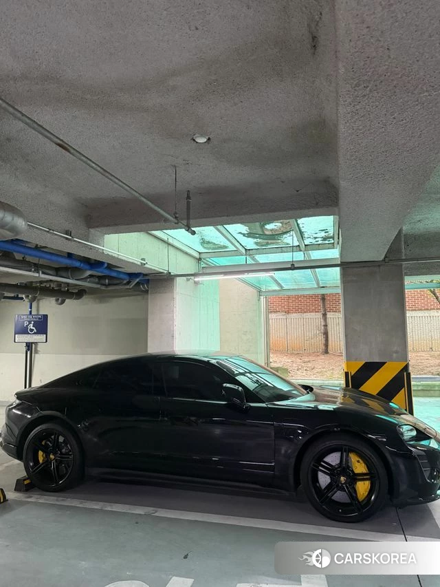 Porsche Taycan 2021 Черный из Кореи, фото 6